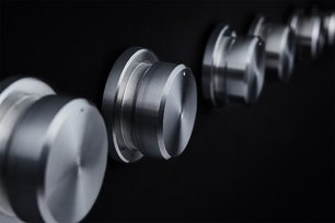 Варочная панель с вытяжкой Куперсбуш KMI 9850.0 SR Silver Chrome фото 3 в Новосибирске Варочная панель с вытяжкой Kuppersbusch KMI 9850.0 SR Silver Chrome фото 3 в Новосибирске