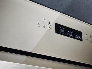 Духовой шкаф Electrolux LOE7C31S фото 3 в Новосибирске