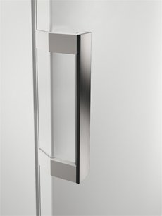 Холодильник AEG RCB63326OW фото 2 в Новосибирске