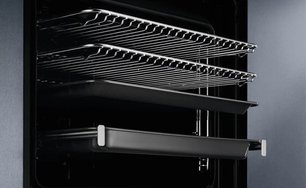 Духовой шкаф Electrolux KOAAS31WX фото 2 в Новосибирске