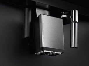 Встраиваемая кофемашина Electrolux KBC85Z фото 4 в Новосибирске