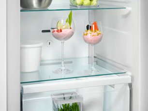 Встраиваемая морозильная камера AEG TB7NA181EC фото 4 в Новосибирске