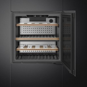 Встраиваемый холодильный шкаф для вина Smeg CVI129B3 фото 3 в Новосибирске