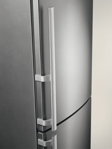 Холодильник Electrolux EN3889MFX фото 2 в Новосибирске