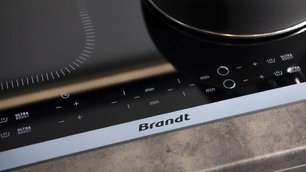 Индукционная варочная панель Брандт BPI164HUB фото 3 в Новосибирске Индукционная варочная панель Brandt BPI164HUB фото 3 в Новосибирске