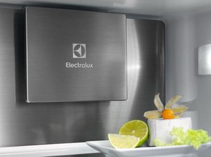 Встраиваемый холодильник Electrolux ENC8MC19S фото 3 в Новосибирске