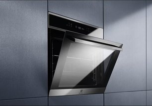 Духовой шкаф Electrolux EOE7P31X фото 3 в Новосибирске