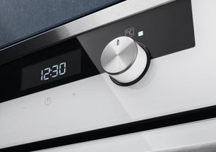Духовой шкаф Electrolux OKC 5H50 W фото 2 в Новосибирске