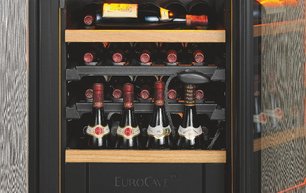 Встраиваемый двухтемпературный винный шкаф EuroCave D-INSP-M I-090019-M фото 4 в Новосибирске