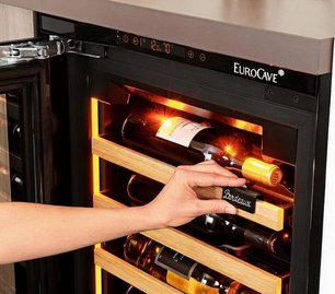 Встраиваемый мультитемпературный винный шкаф EuroCave S-INSP-S I-090024-S фото 2 в Новосибирске