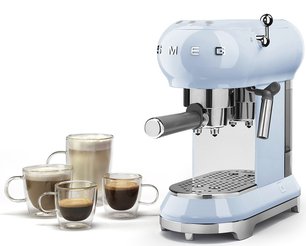Кофемашина Smeg ECF01PBEU фото 3 в Новосибирске