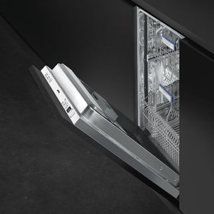 Посудомоечная машина Смег STL825A-2 фото 2 в Новосибирске Посудомоечная машина Smeg STL825A-2 фото 2 в Новосибирске