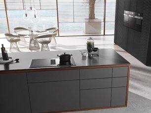 Индукционная варочная панель с вытяжкой Миле KMDA 7634 FR фото 2 в Новосибирске Индукционная варочная панель с вытяжкой Miele KMDA 7634 FR фото 2 в Новосибирске