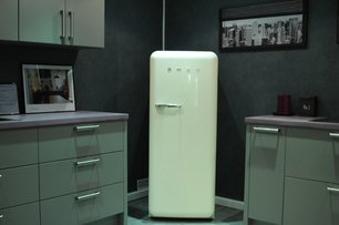 Холодильник Смег CVB20LP фото 2 в Новосибирске Холодильник Smeg CVB20LP фото 2 в Новосибирске