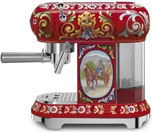 Кофемашина Смег ECF01DGEU фото 2 в Новосибирске Кофемашина Smeg ECF01DGEU фото 2 в Новосибирске
