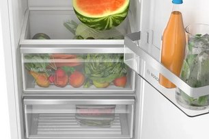 Встраиваемый холодильник Bosch KIL82VFE0 фото 4 в Новосибирске