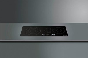 Варочная панель Смег SI933D фото 2 в Новосибирске Варочная панель Smeg SI933D фото 2 в Новосибирске