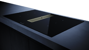 Индукционная варочная панель с вытяжкой Kuppersbusch KMI 8350.0 SR Gold фото 3 в Новосибирске