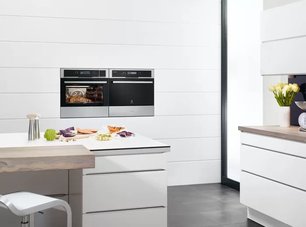 Вакуумный упаковщик Electrolux EVD14900OX фото 4 в Новосибирске