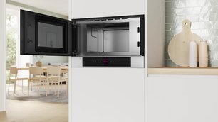 Встраиваемая микроволновая печь Бош BFL7221W1 фото 4 в Новосибирске Встраиваемая микроволновая печь Bosch BFL7221W1 фото 4 в Новосибирске