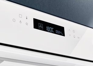 Духовой шкаф Electrolux EOE7C31V фото 3 в Новосибирске