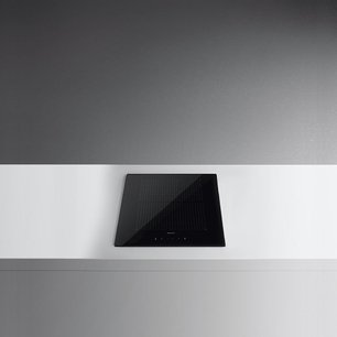 Варочная панель FALMEC PIANO INDUZIONE PLUS (38 х 52) фото в Новосибирске Варочная панель FALMEC PIANO INDUZIONE PLUS (38 х 52) фото в Новосибирске