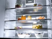 Встраиваемый холодильник Miele K 7797 C R фото 4 в Новосибирске