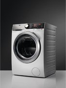Стиральная машина AEG L7FEC48SR фото 2 в Новосибирске