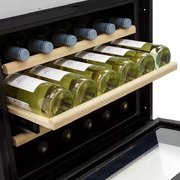 Встраиваемый винный шкаф Krona BADEN 45/24 BL фото 4 в Новосибирске