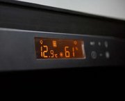 Монотемпературный винный шкаф EuroCave V-PURE-S P-300012-S фото 3 в Новосибирске