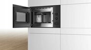 Встраиваемая микроволновая печь Bosch BFL550MB0 фото 4 в Новосибирске