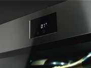 Холодильный шкаф для вина Smeg CVI318X фото 3 в Новосибирске