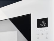 Встраиваемая микроволновая печь Electrolux KMFE264TEW фото 4 в Новосибирске