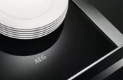Встраиваемый ящик для подогрева посуды AEG KDK911424M фото 2 в Новосибирске