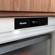 Встраиваемый морозильник Miele FNUS 7040 D фото 4 в Новосибирске