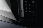 Встраиваемая микроволновая печь Electrolux LMS4253TMX фото 4 в Новосибирске