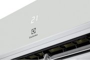 Инверторная сплит-система Electrolux EACS/I-09HAL/N8 фото 4 в Новосибирске