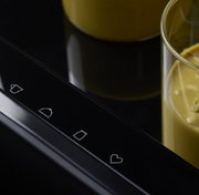 Встраиваемый подогреватель посуды V-ZUG V4000 31 WDEE6V1C черное стекло фото 2 в Новосибирске