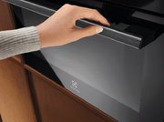 Встраиваемая микроволновая печь Electrolux LVM9E2XZ фото 3 в Новосибирске