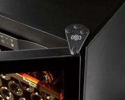 Встраиваемый монотемпературный винный шкаф EuroCave V-059 K-800014-S фото 3 в Новосибирске