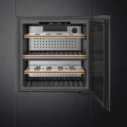 Встраиваемый холодильный шкаф для вина Smeg CVI129B3 фото 3 в Новосибирске