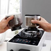 Кофемашина DeLonghi EXAM440.35.W фото 4 в Новосибирске