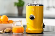 Соковыжималка NOVIS Vita Juicer желтая фото 2 в Новосибирске Соковыжималка NOVIS Vita Juicer желтая фото 2 в Новосибирске