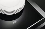 Встраиваемый ящик для подогрева посуды AEG KDE911424M фото 2 в Новосибирске