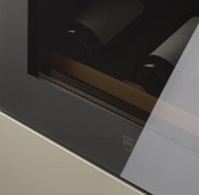Встраиваемый винный шкаф V-ZUG WineCooler V4000 45 WC4T-51113 R черное стекло фото 4 в Новосибирске