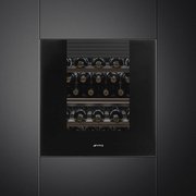 Встраиваемый холодильный шкаф для вина Smeg CVI129B3 фото 2 в Новосибирске