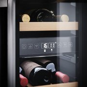 Винный шкаф Dometic C18B Classic фото 4 в Новосибирске