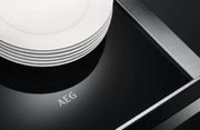 Встраиваемый ящик для подогрева посуды AEG KDE911424B фото 3 в Новосибирске