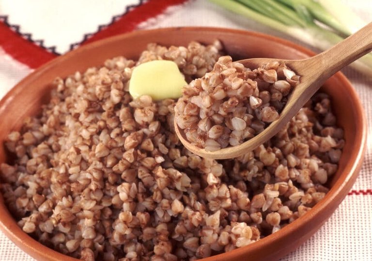 Можно ли, как и сколько хранить гречку в холодильнике? Можно ли, как и сколько хранить гречку в холодильнике?