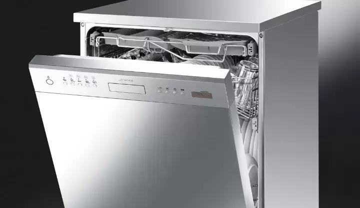 Обзор на встраиваемую посудомоечную машину Smeg ST211DS Обзор на встраиваемую посудомоечную машину Smeg ST211DS